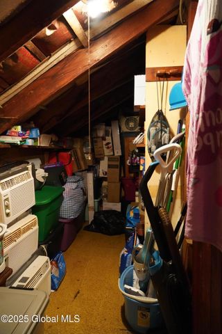 106 McAlpin Street, Albany, NY 12209