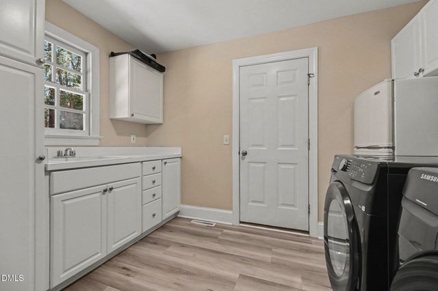 105 Ukiah Lane, Chapel Hill, NC 27514