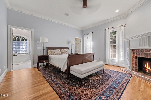 105 Ukiah Lane, Chapel Hill, NC 27514