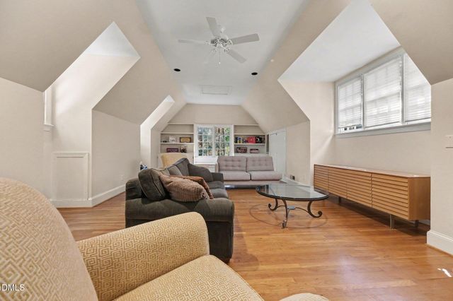 105 Ukiah Lane, Chapel Hill, NC 27514