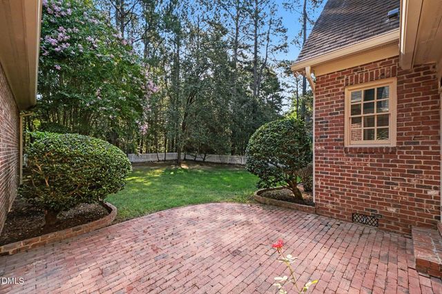 105 Ukiah Lane, Chapel Hill, NC 27514