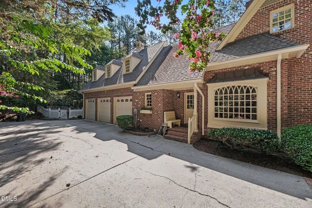 105 Ukiah Lane, Chapel Hill, NC 27514