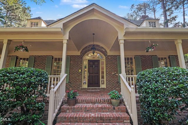105 Ukiah Lane, Chapel Hill, NC 27514