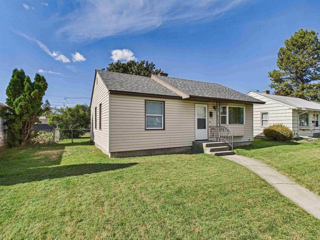 4807 N Elm St, Spokane, WA 99205 property photo