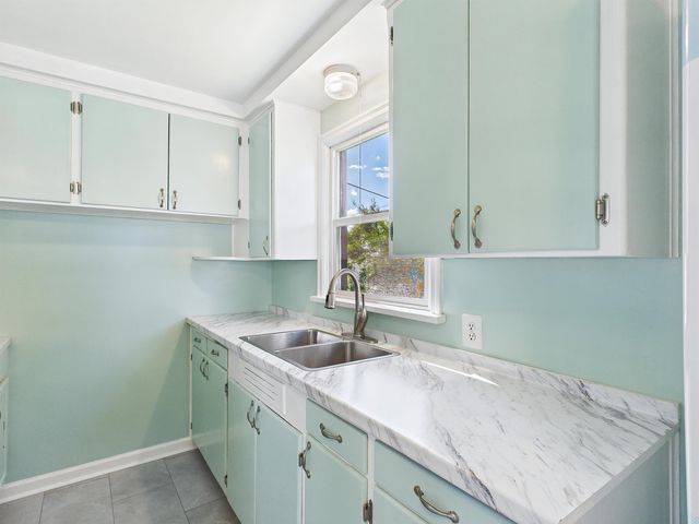 4807 N Elm St, Spokane, WA 99205