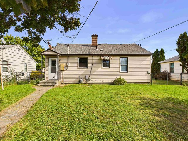 4807 N Elm St, Spokane, WA 99205