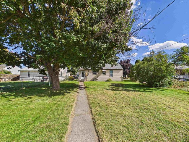 4807 N Elm St, Spokane, WA 99205