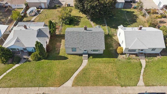 4807 N Elm St, Spokane, WA 99205