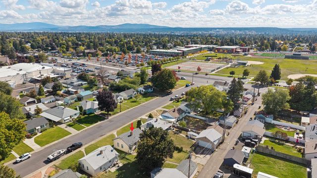 4807 N Elm St, Spokane, WA 99205