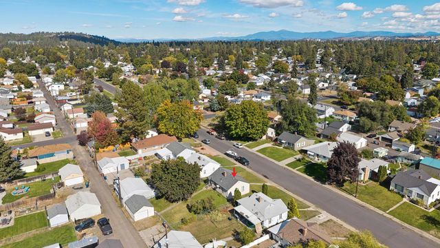 4807 N Elm St, Spokane, WA 99205