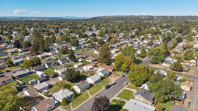 4807 N Elm St, Spokane, WA 99205