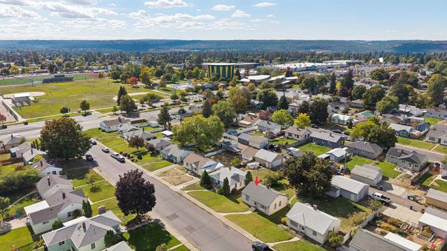 4807 N Elm St, Spokane, WA 99205
