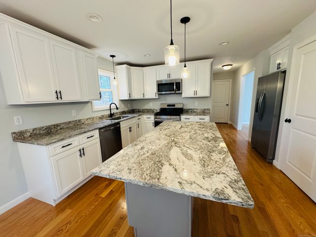 160 Ross Road, Killingly, CT 06239