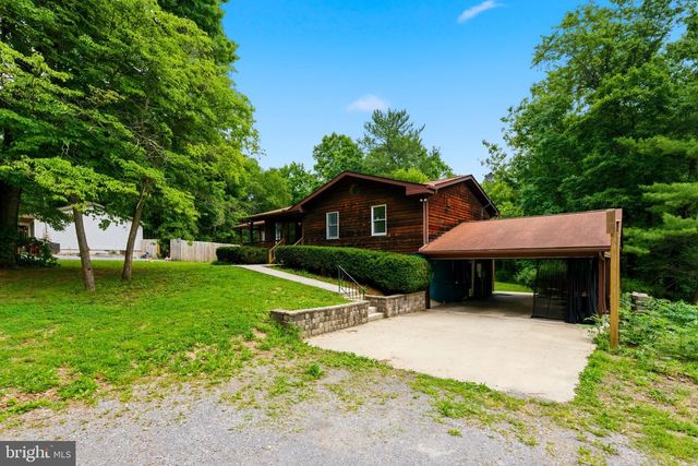 276 WISHBONE CIR, Hedgesville, WV 25427