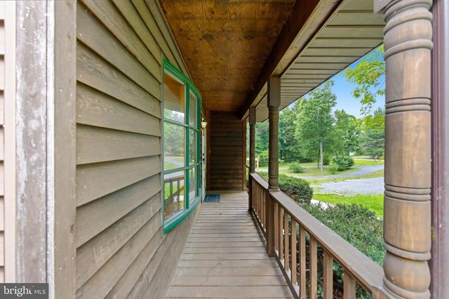 276 WISHBONE CIR, Hedgesville, WV 25427