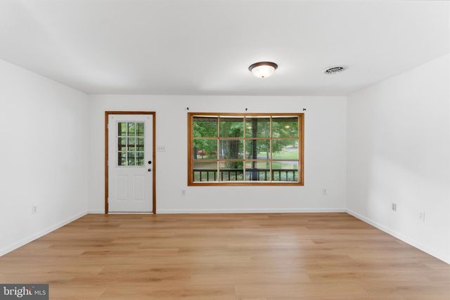 276 WISHBONE CIR, Hedgesville, WV 25427