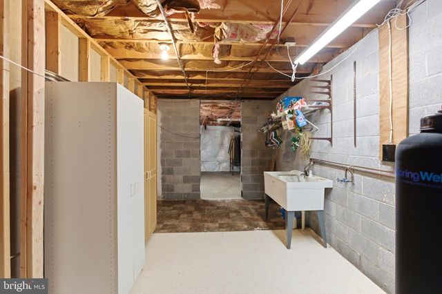 276 WISHBONE CIR, Hedgesville, WV 25427