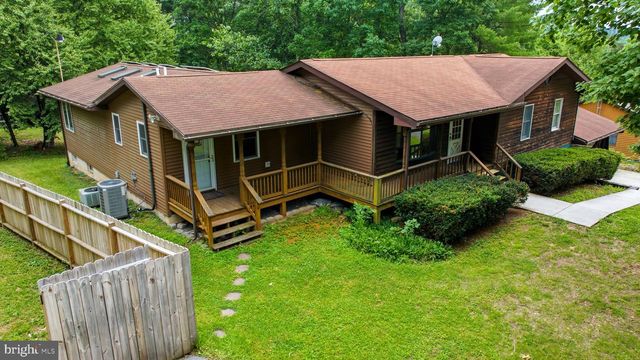 276 WISHBONE CIR, Hedgesville, WV 25427