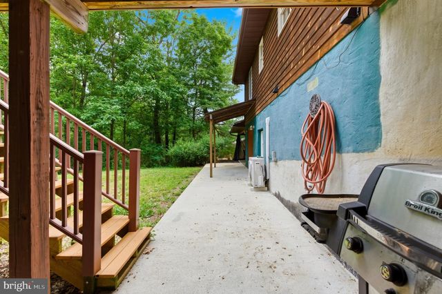 276 WISHBONE CIR, Hedgesville, WV 25427