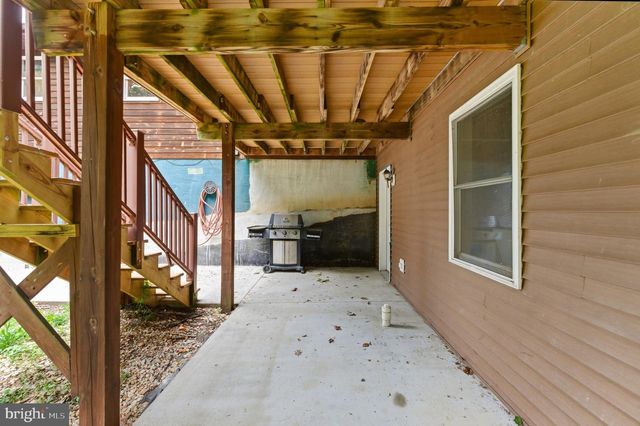 276 WISHBONE CIR, Hedgesville, WV 25427