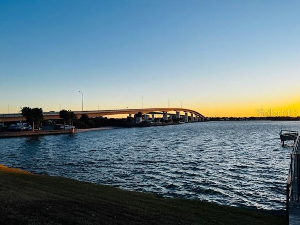 Image 32 of property listing at 625 N HALIFAX AVENUE 9, Daytona Beach, FL 32118