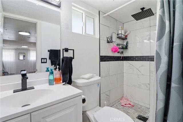 11140 3rd, Hesperia, CA 92345