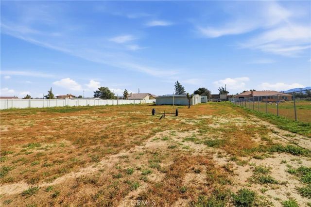 11140 3rd, Hesperia, CA 92345