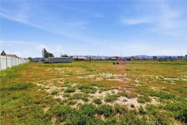 11140 3rd, Hesperia, CA 92345