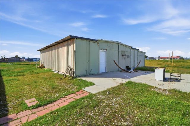 11140 3rd, Hesperia, CA 92345