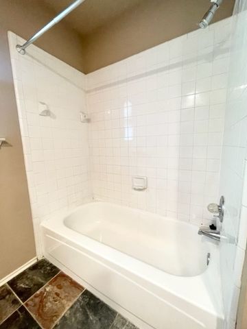 6404 Tempest Drive, Arlington, TX 76001