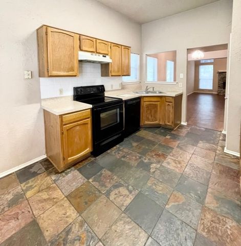 6404 Tempest Drive, Arlington, TX 76001