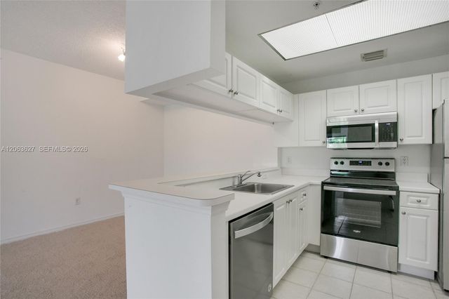 2813 Grande Parkway 301, Palm Beach Gardens, FL 33410