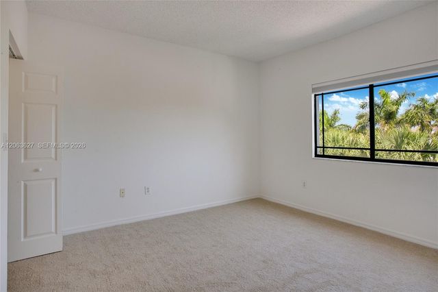 2813 Grande Parkway 301, Palm Beach Gardens, FL 33410