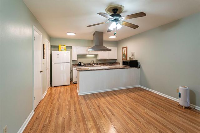 3099 Colonial Way G, Atlanta, GA 30341