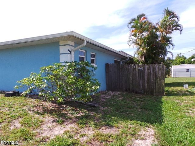 7226 Kumquat RD, Fort Myers, FL 33967
