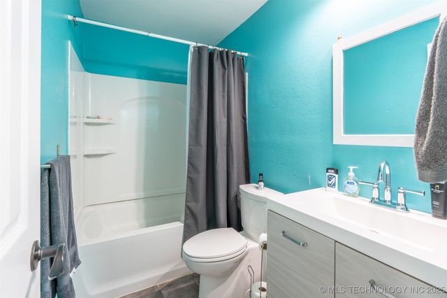 23812 E 102nd Street, Broken Arrow, OK 74014