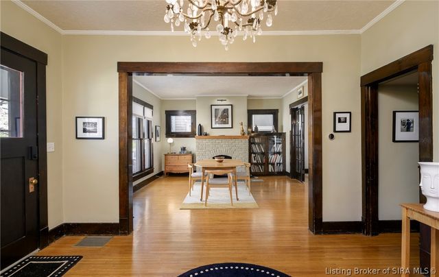 217 E 9th Street, New Albany, IN 47150