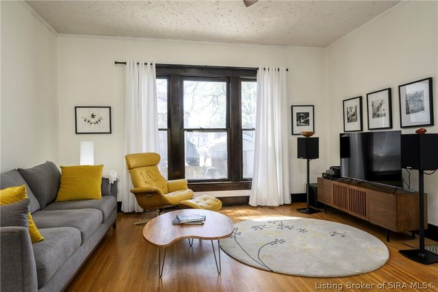 217 E 9th Street, New Albany, IN 47150