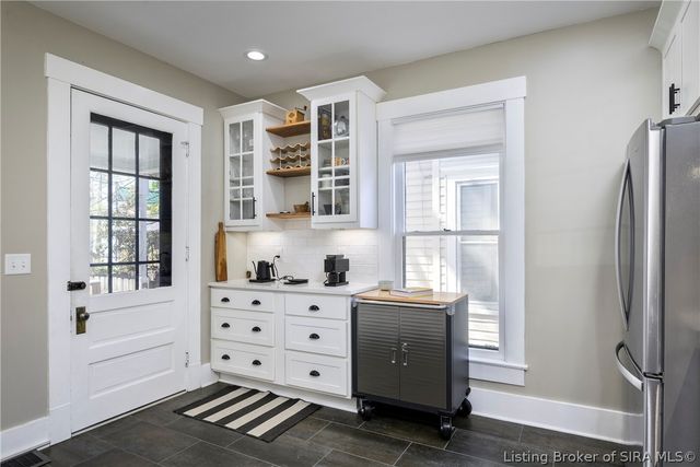 217 E 9th Street, New Albany, IN 47150