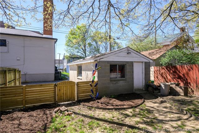 217 E 9th Street, New Albany, IN 47150