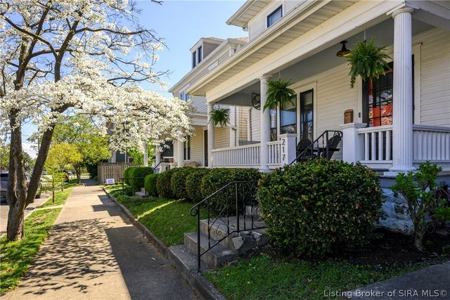 217 E 9th Street, New Albany, IN 47150