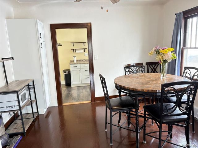 2210 Brown Street, Flint, MI 48503