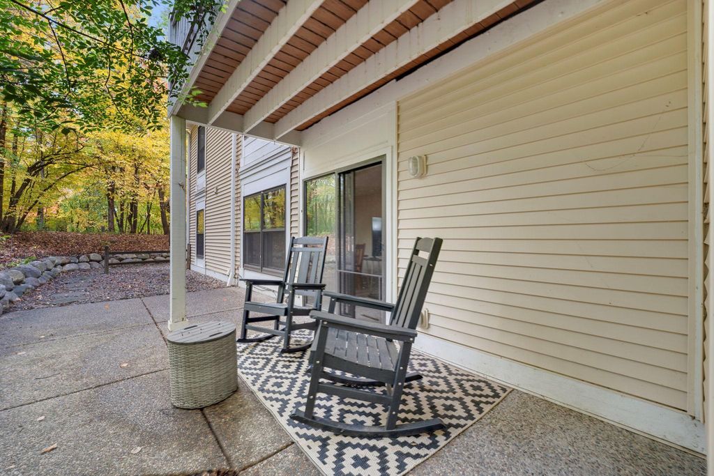 15805 26th Avenue N B, Plymouth, MN 55447 — photo 4