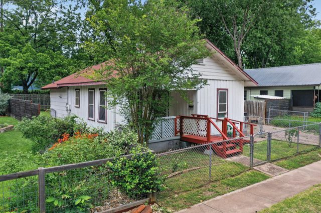 1912 Holly ST, Austin, TX 78702