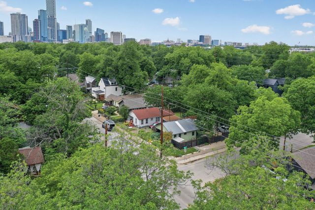 1912 Holly ST, Austin, TX 78702