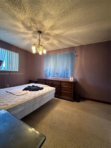 399 W 12th St, Hialeah, FL 33010