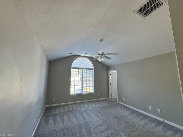 803 Peachtree Meadows Circle, Kernersville, NC 27284