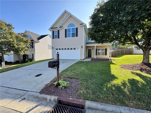 803 Peachtree Meadows Circle, Kernersville, NC 27284
