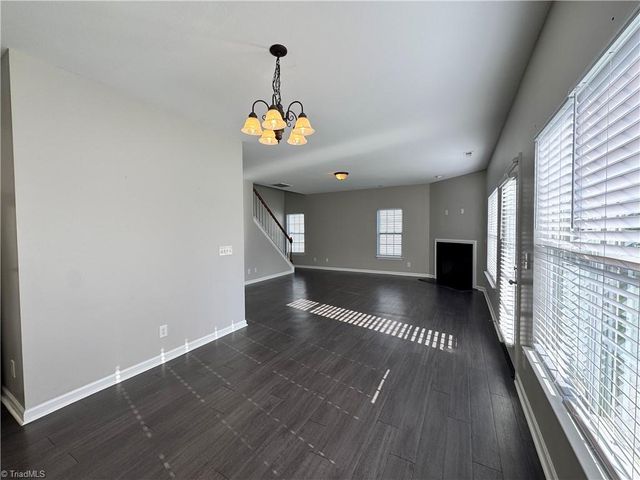 803 Peachtree Meadows Circle, Kernersville, NC 27284