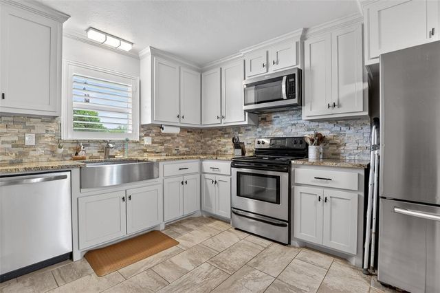 511 NW 34th Street, Newcastle, OK 73065